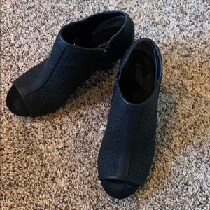 Giani Bernini booties